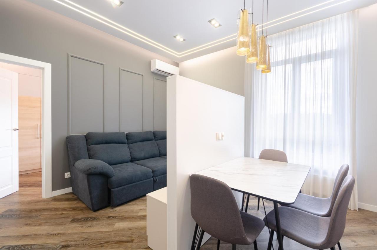 קייב Petrovdom Ж38 In Luxury Apartments At 68 Zhylyanska Street,38 Perlyna מראה חיצוני תמונה
