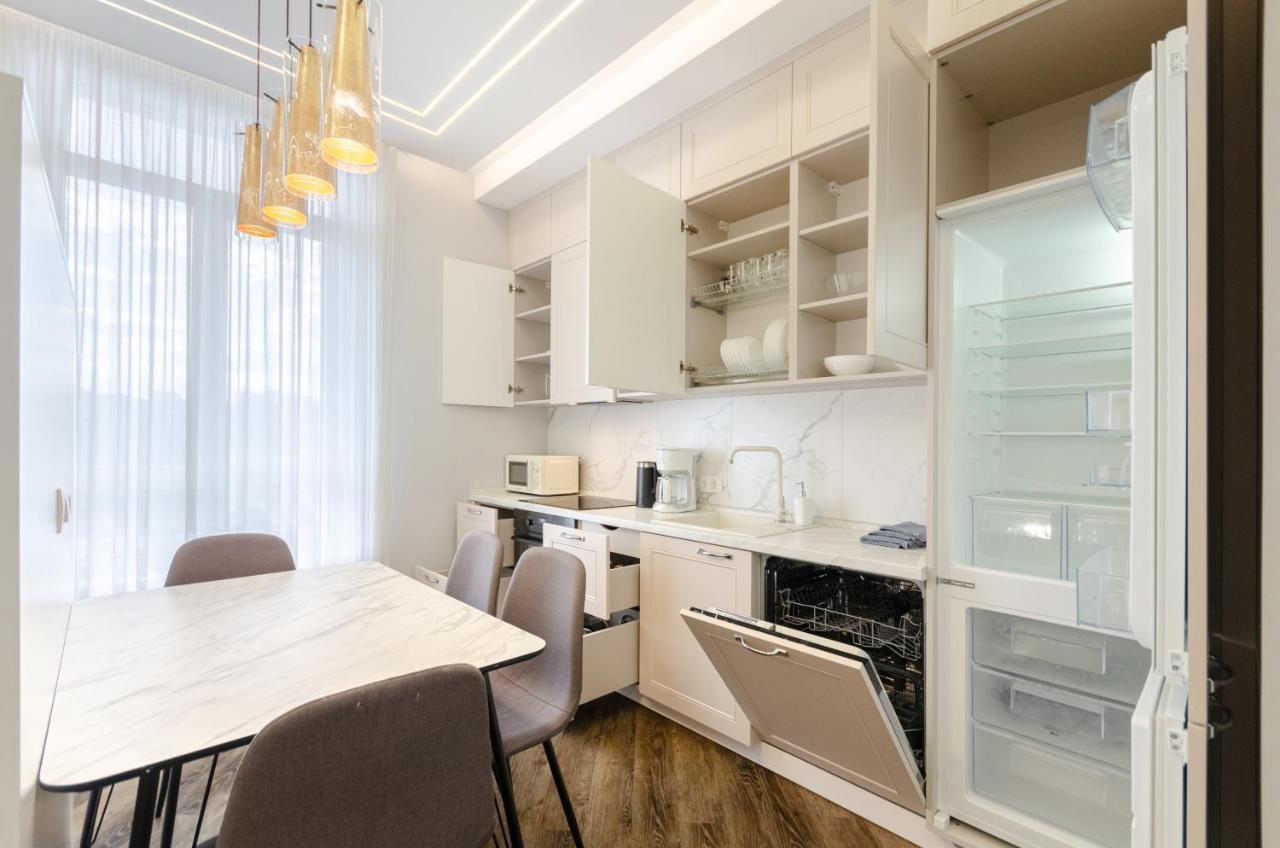 קייב Petrovdom Ж38 In Luxury Apartments At 68 Zhylyanska Street,38 Perlyna מראה חיצוני תמונה